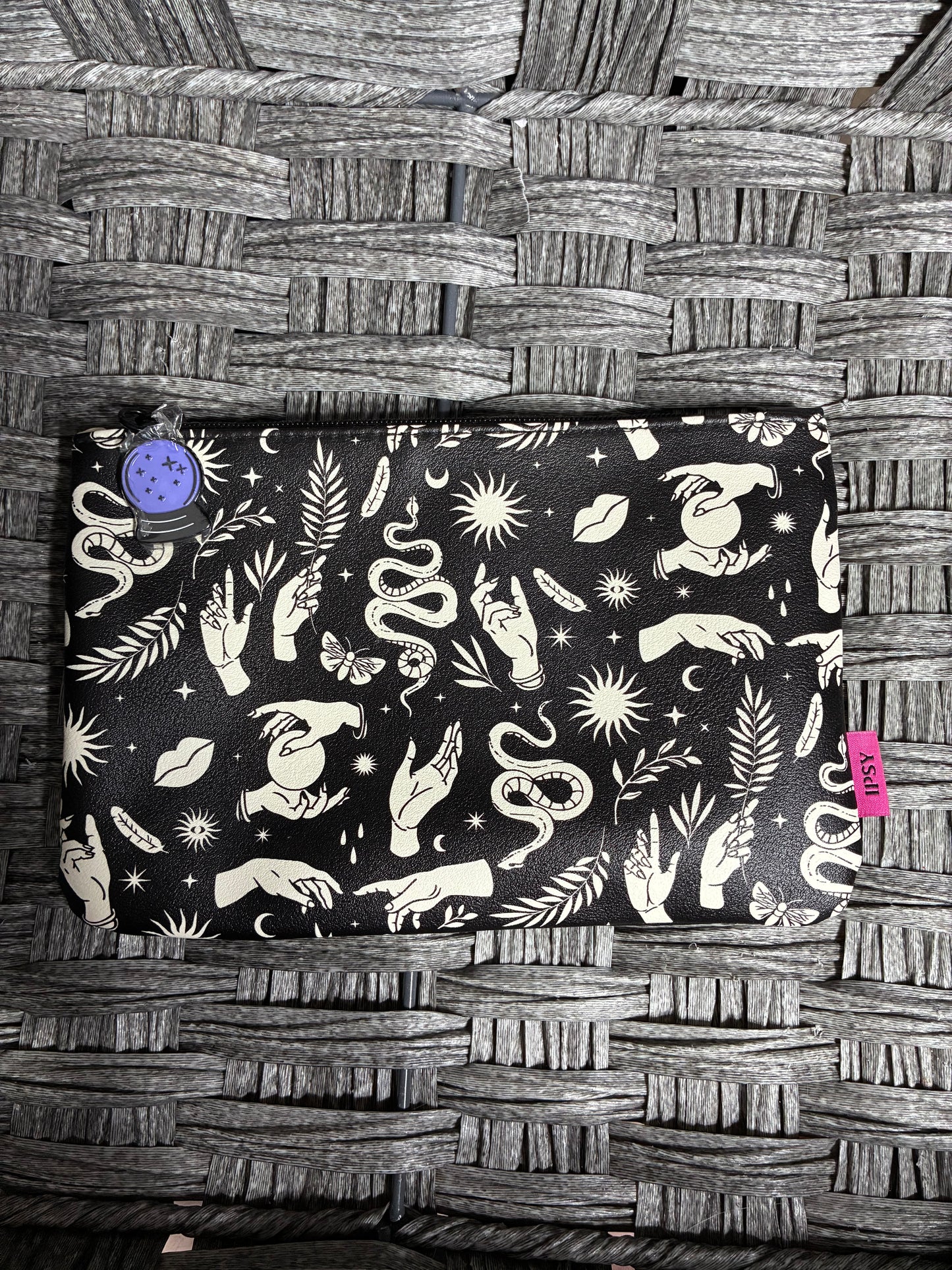2024 HALLOWEEN EDITION IPSY COSMETIC BAG WITH CHARM