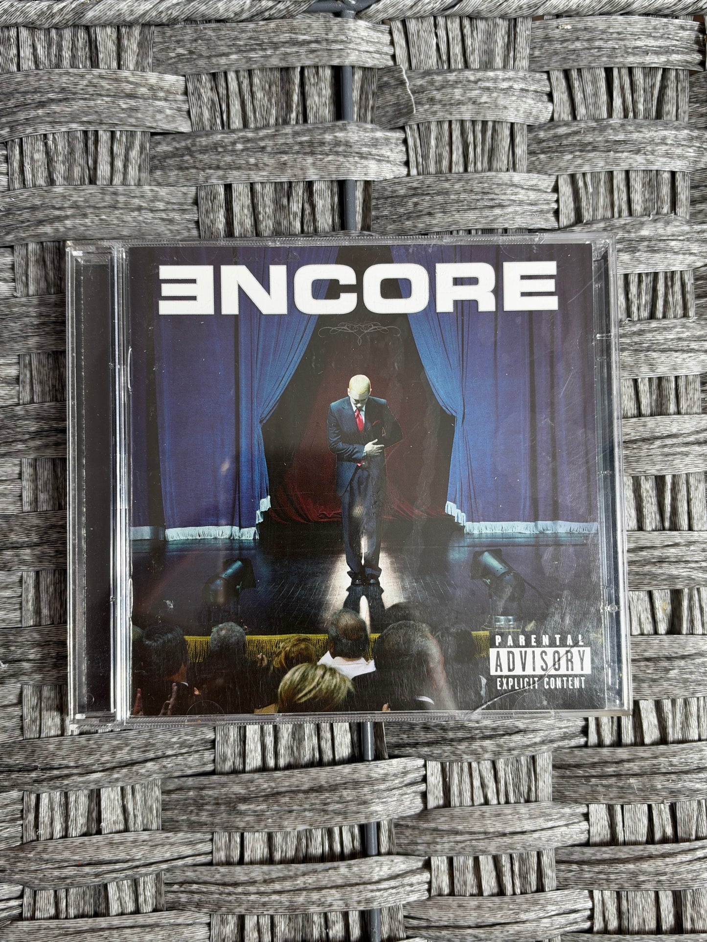 ENCORE - EMINEM (2 DISC, CD, 2004) PRE OWNED - ACCEPTABLE CONDITION