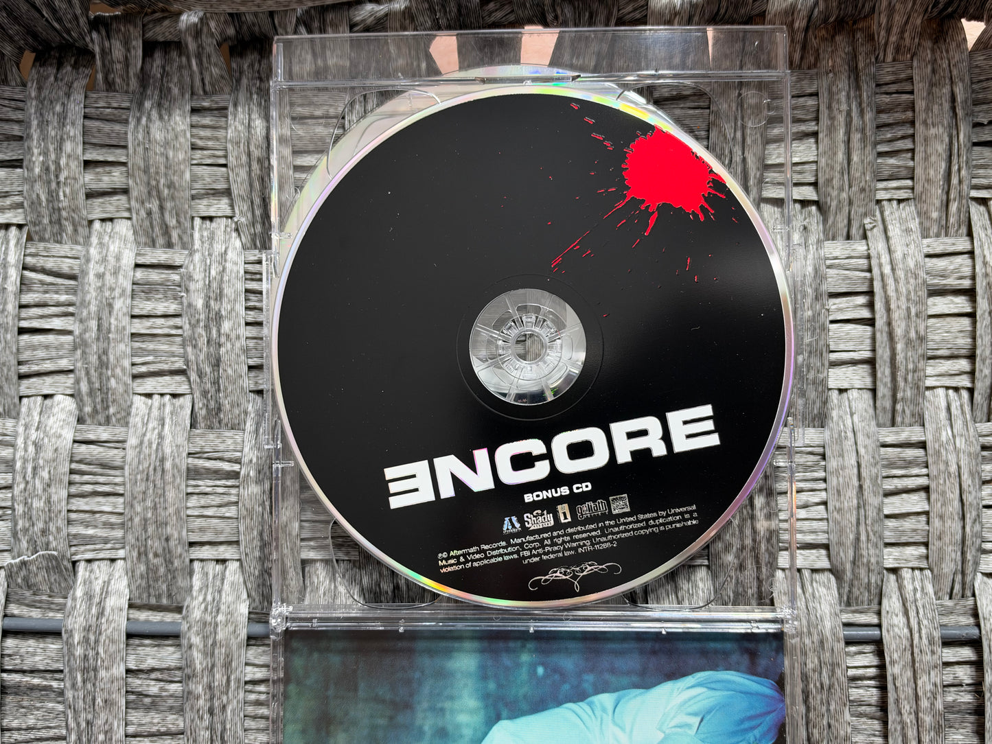 ENCORE - EMINEM (2 DISC, CD, 2004) PRE OWNED - ACCEPTABLE CONDITION