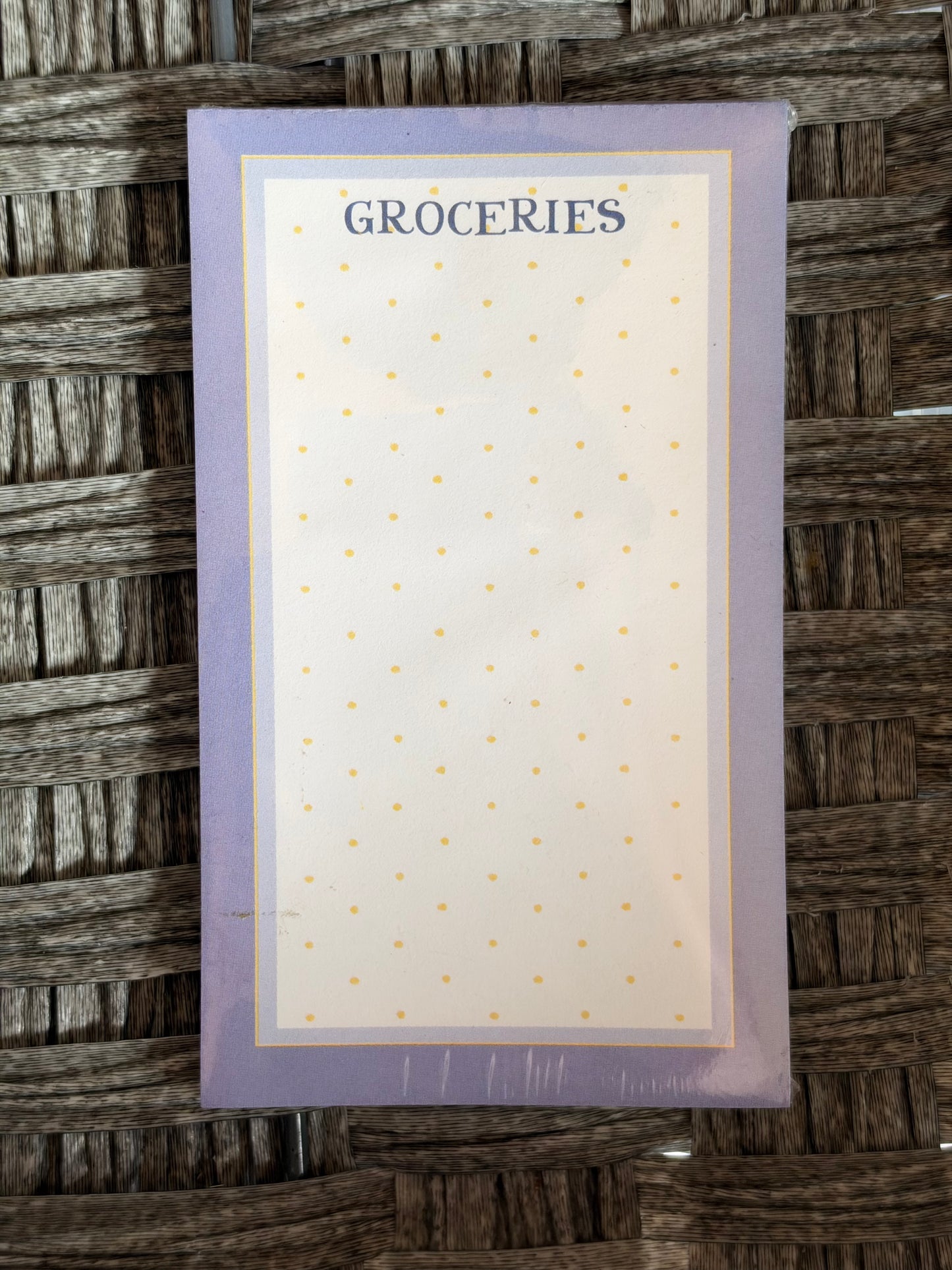 GROCERIES NOTEPAD