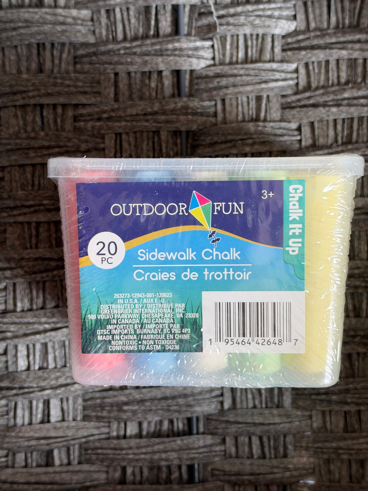 20PC OUTDOOR FUN SIDEWALK CHALK