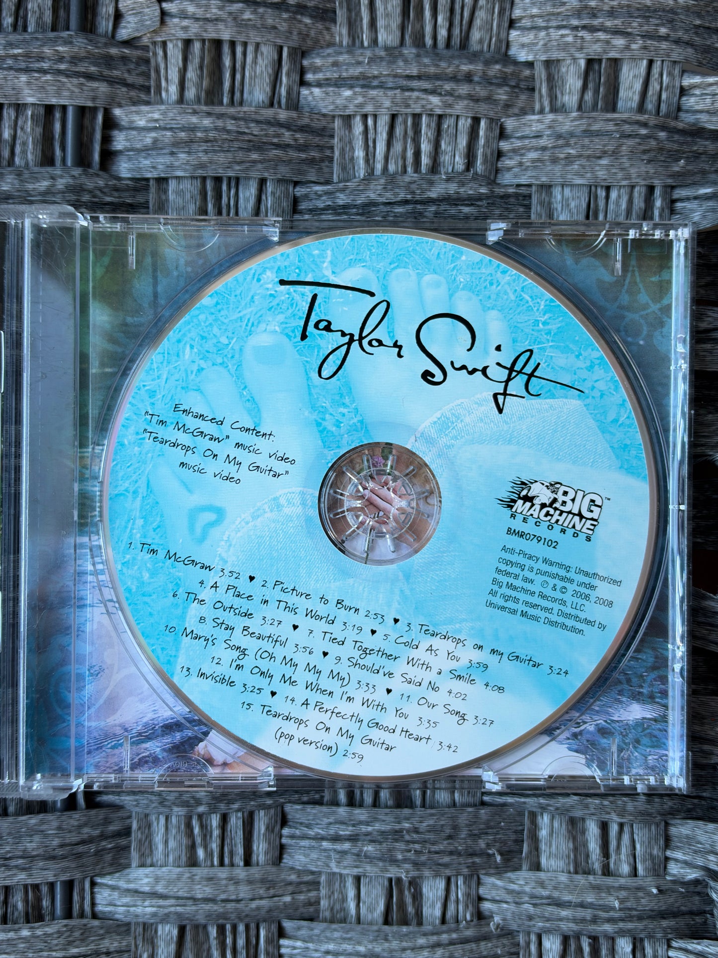 TAYLOR SWIFT - TAYLOR SWIFT (CD, 2008) PRE OWNED - ACCEPTABLE