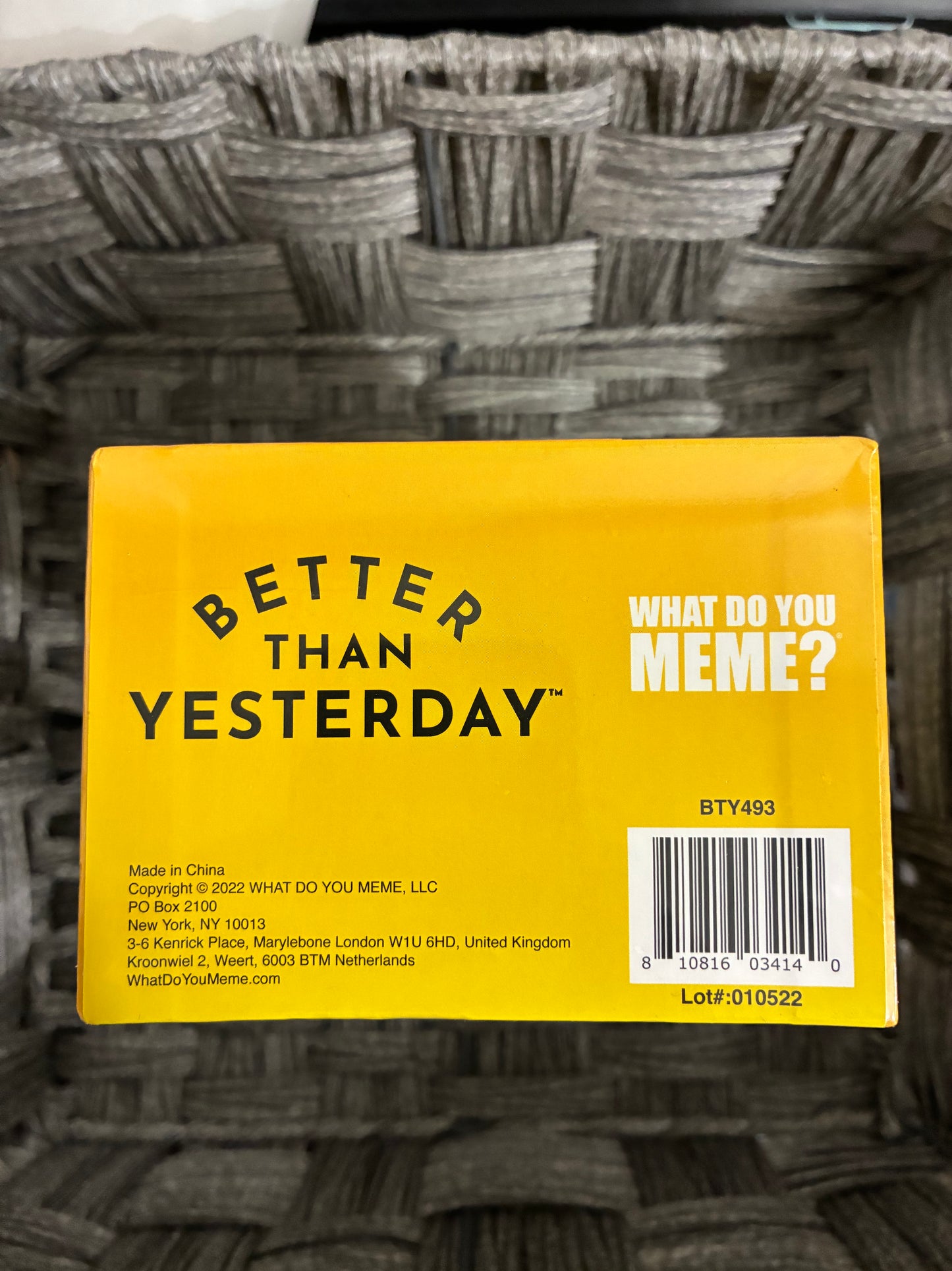 BETTER THAN YESTERDAY CARD GAME WHAT DO YOU MEME? 365 DAILY CHALLENGES NEW