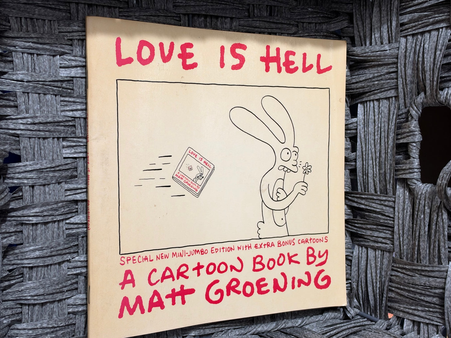 LOVE IS HELL - MATT GROENING (BOOK, 1986) PRE OWNED