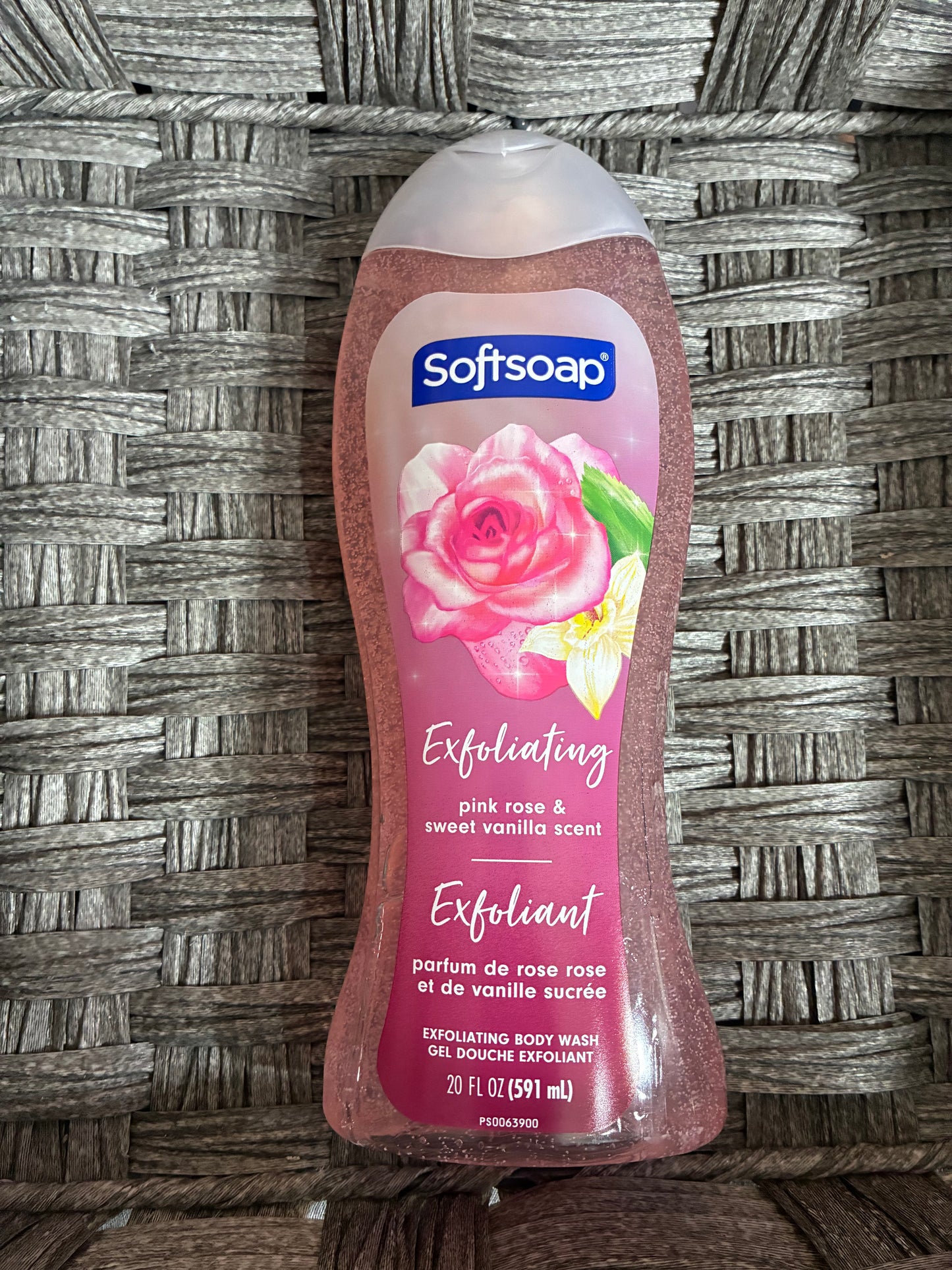 SOFTSOAP EXFOLIATING PINK ROSE & SWEET VANILLA BODYWASH 20FL OZ