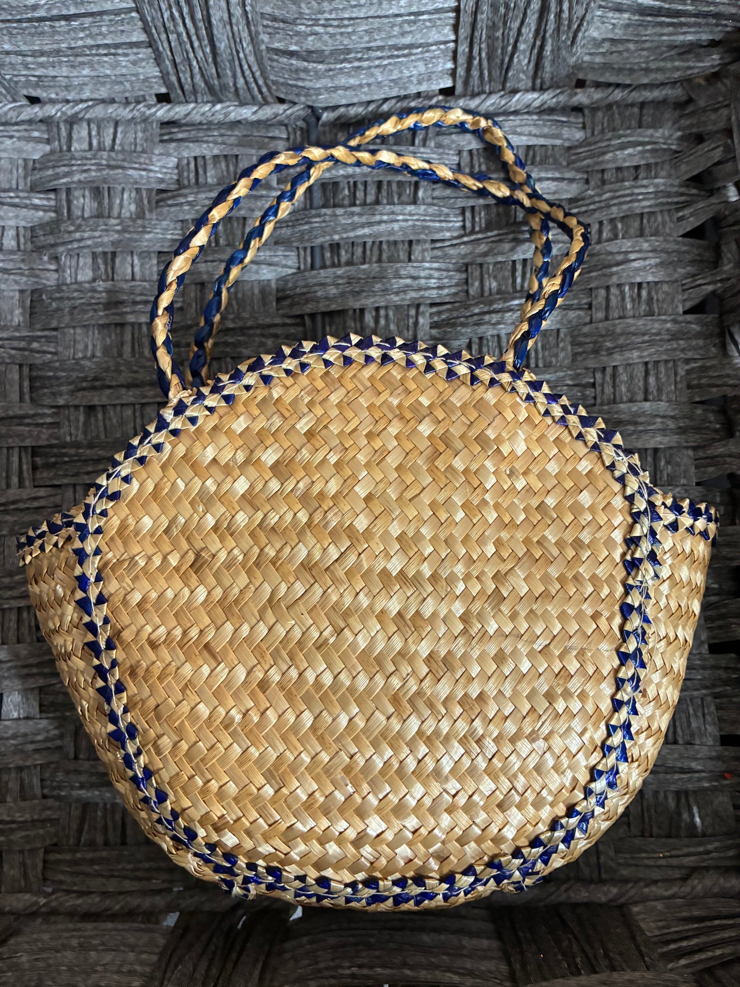 VINTAGE WOOVEN STRAW EASTER BASKET