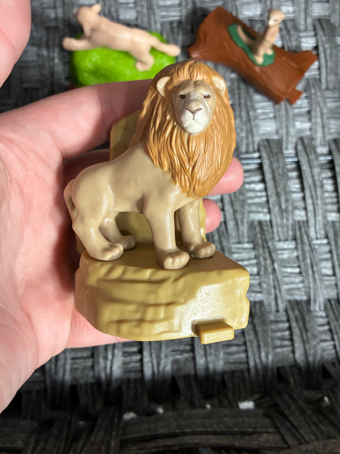 MCDONALDS THE LION KING FIGURES TOYS COLLECTIBLE MUFASA 4PCS LOT
