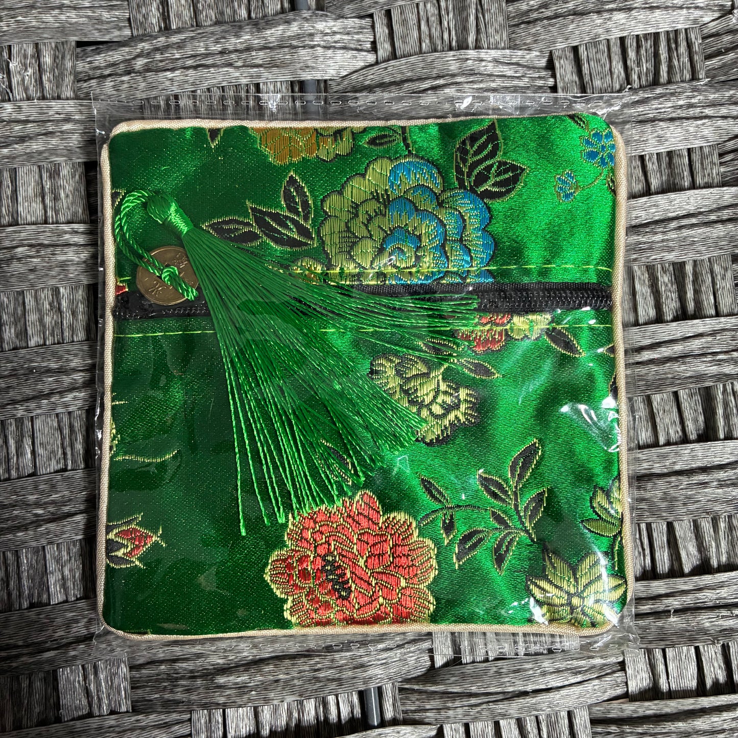 ASIAN GREEN FLORAL ZIPPER POUCH