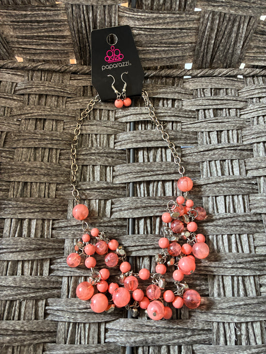PAPARAZZI PINK BEADED SILVER TONE NECKLACE 16" WITH MATCHING EARRINGS