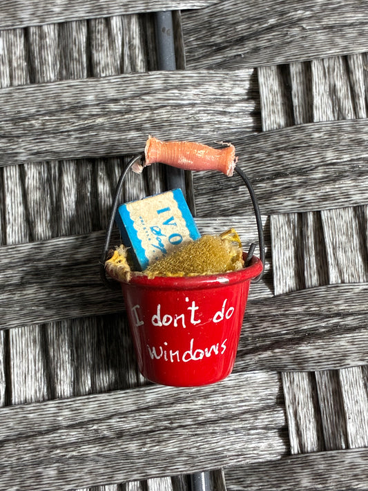 VINTAGE DOLLHOUSE MINIATURE RED BUCKET WITH CLEANING SUPPLIES