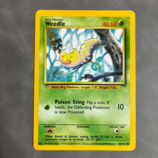 POKEMON TCG WEEDLE 69/102 1999