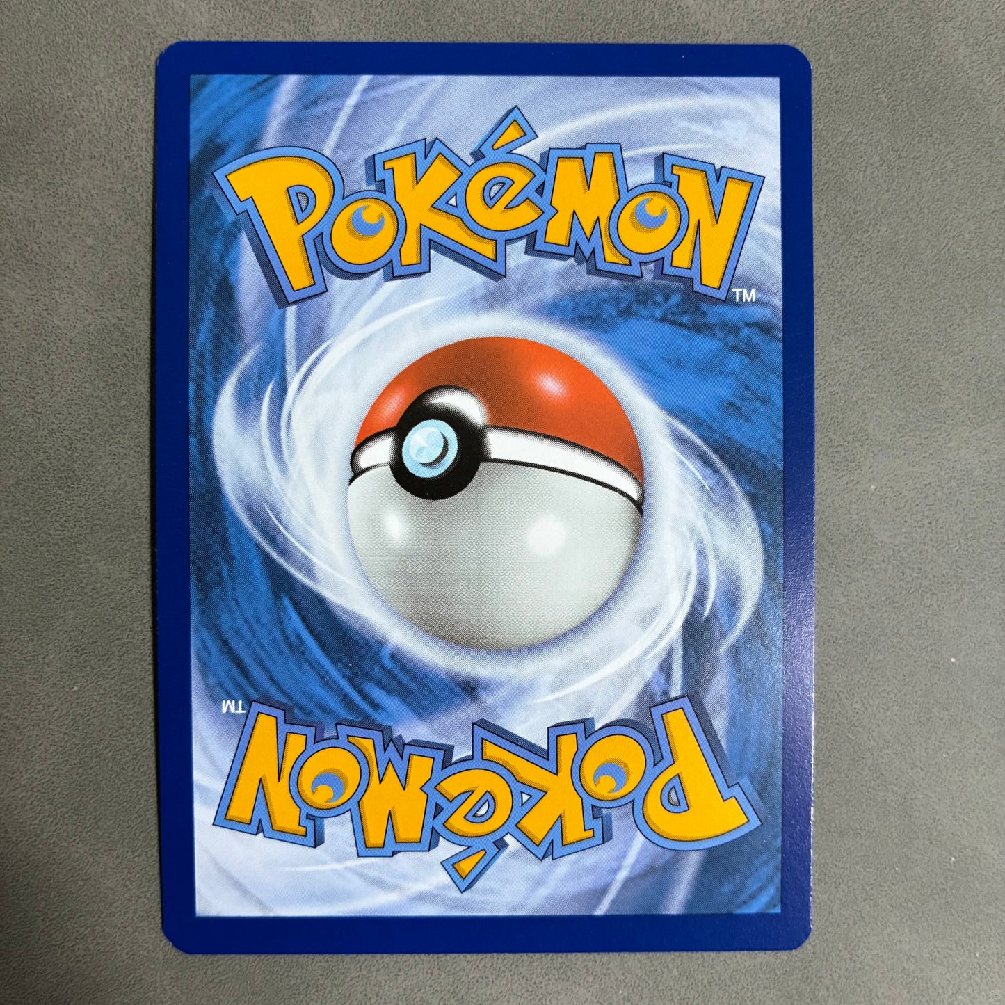 2022 POKEMON TCG - GOLBAT 104/195 HOLO