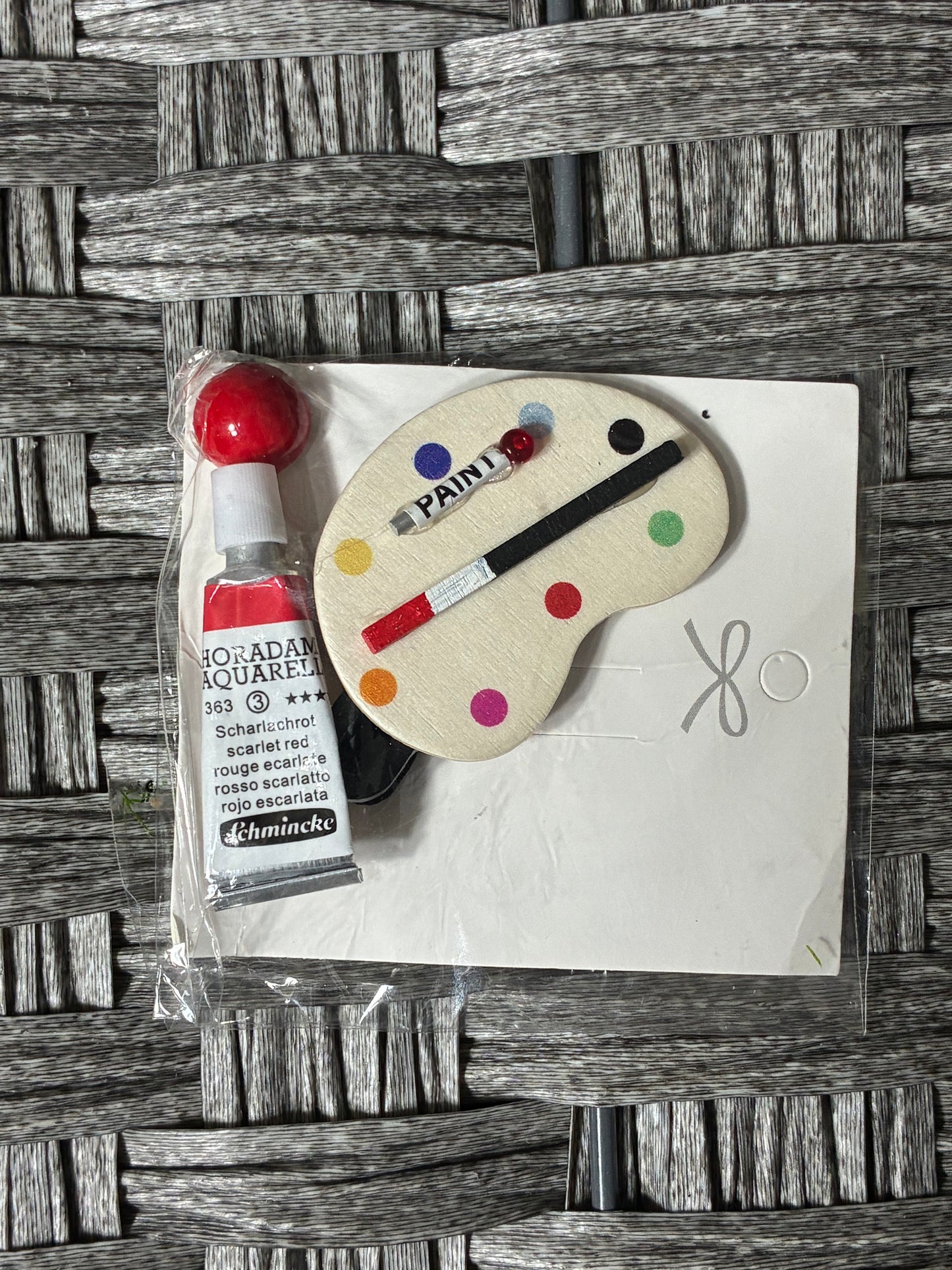 2PC PAINTERS ART THEMED HAIR CLIPS