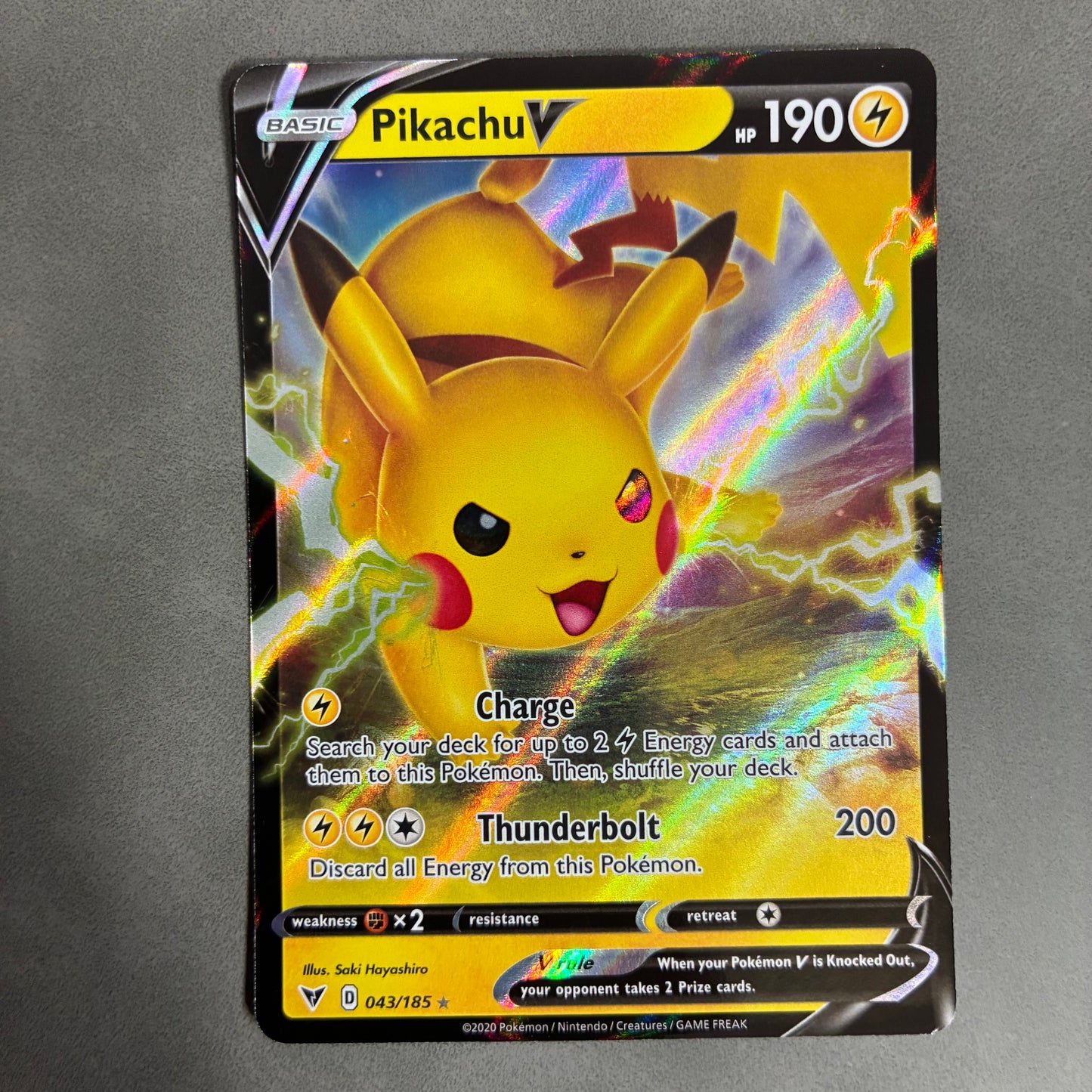 POKEMON TCG PIKACHU V 043/185 HOLO 2020