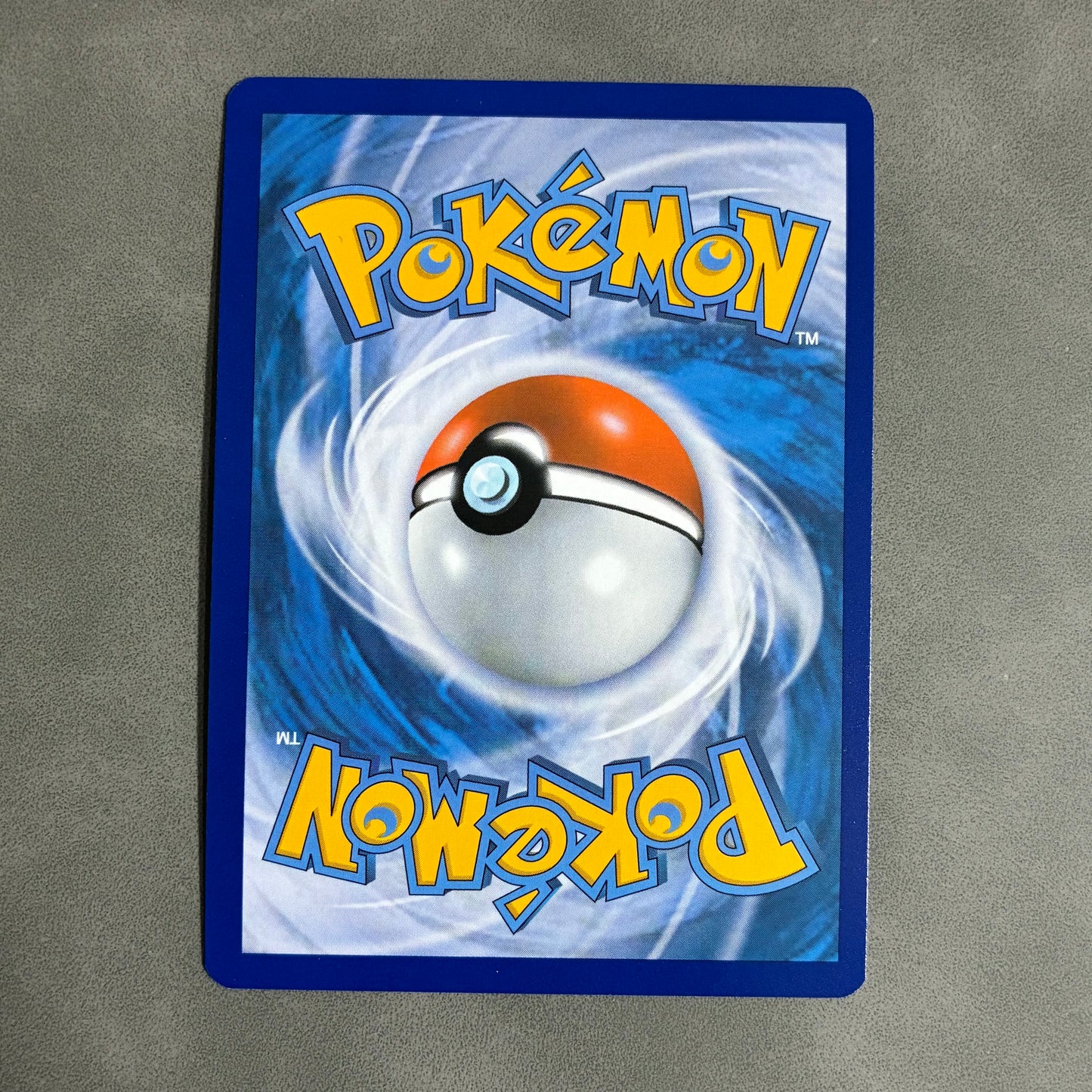 POKEMON TCG PIKACHU 27/111 HOLO 2014