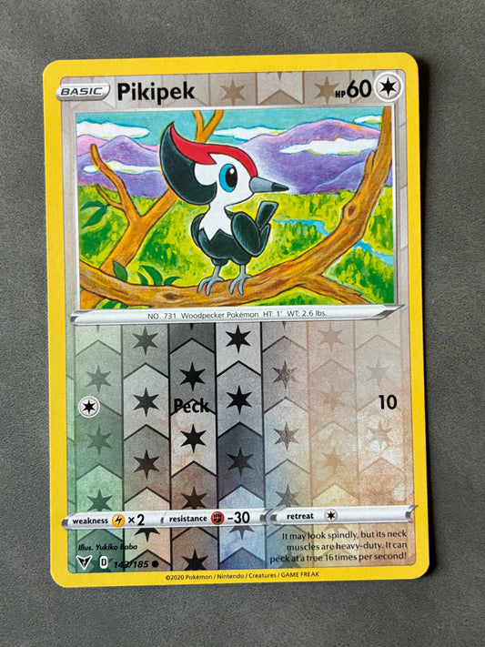 2020 POKEMON TCG PIKIPEK 143/185 HOLO
