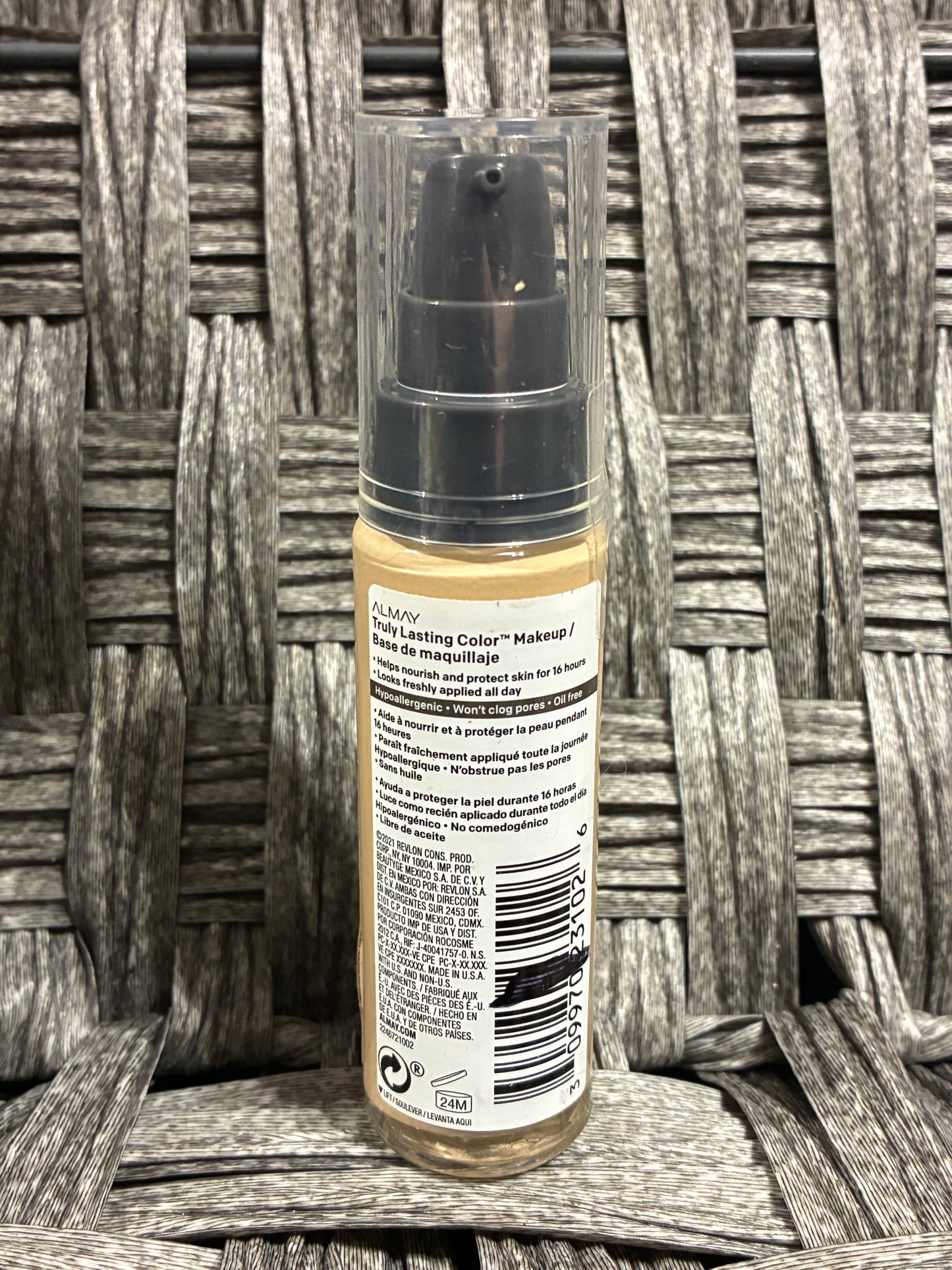 ALMAY TRULY LASTING COLOR LIQUID FOUNDATION - 140 BUFF
