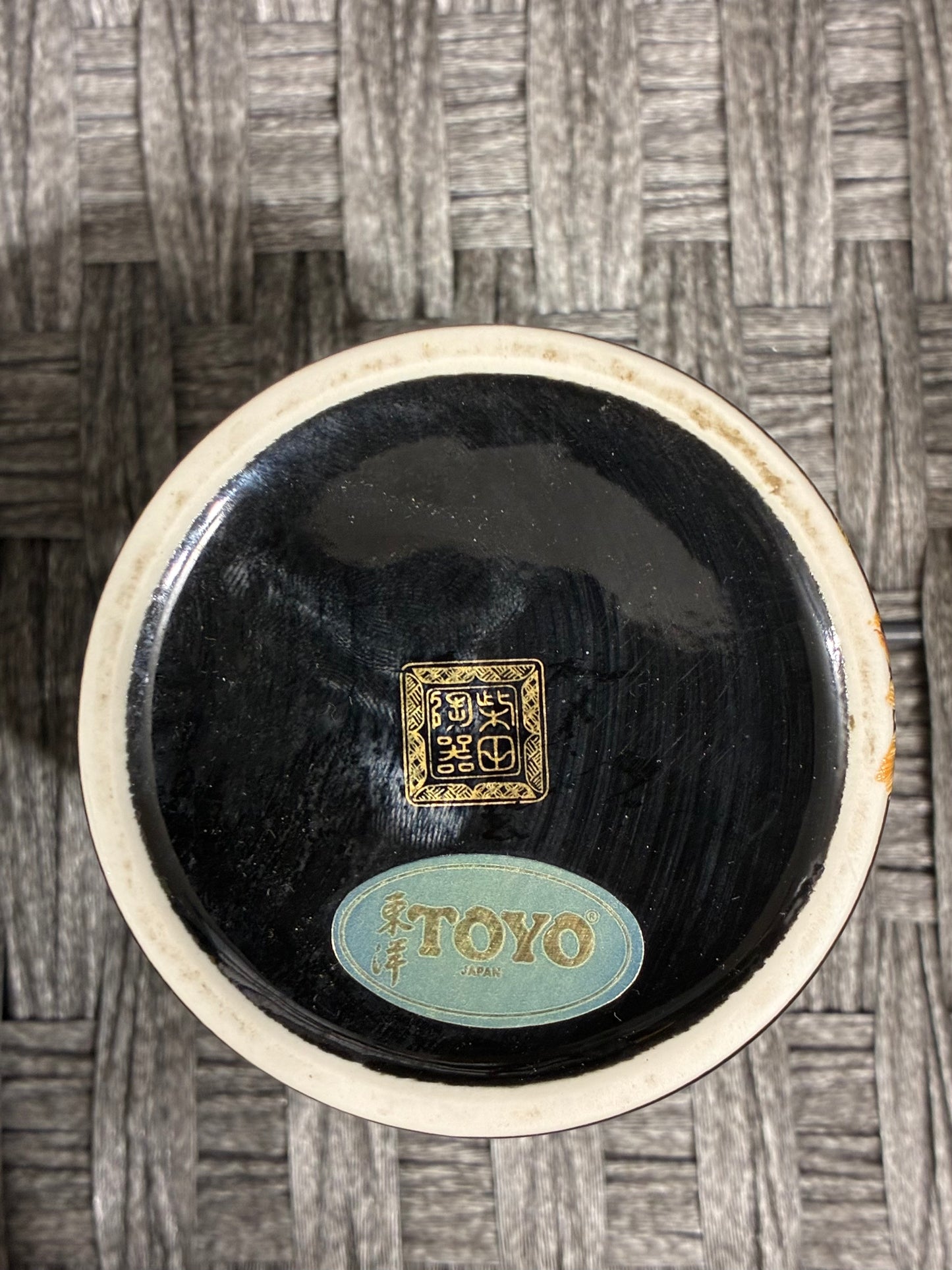 TOYO GOLDEN KIKU BLACK AND GOLD FOIL TEA JAR 4.5"