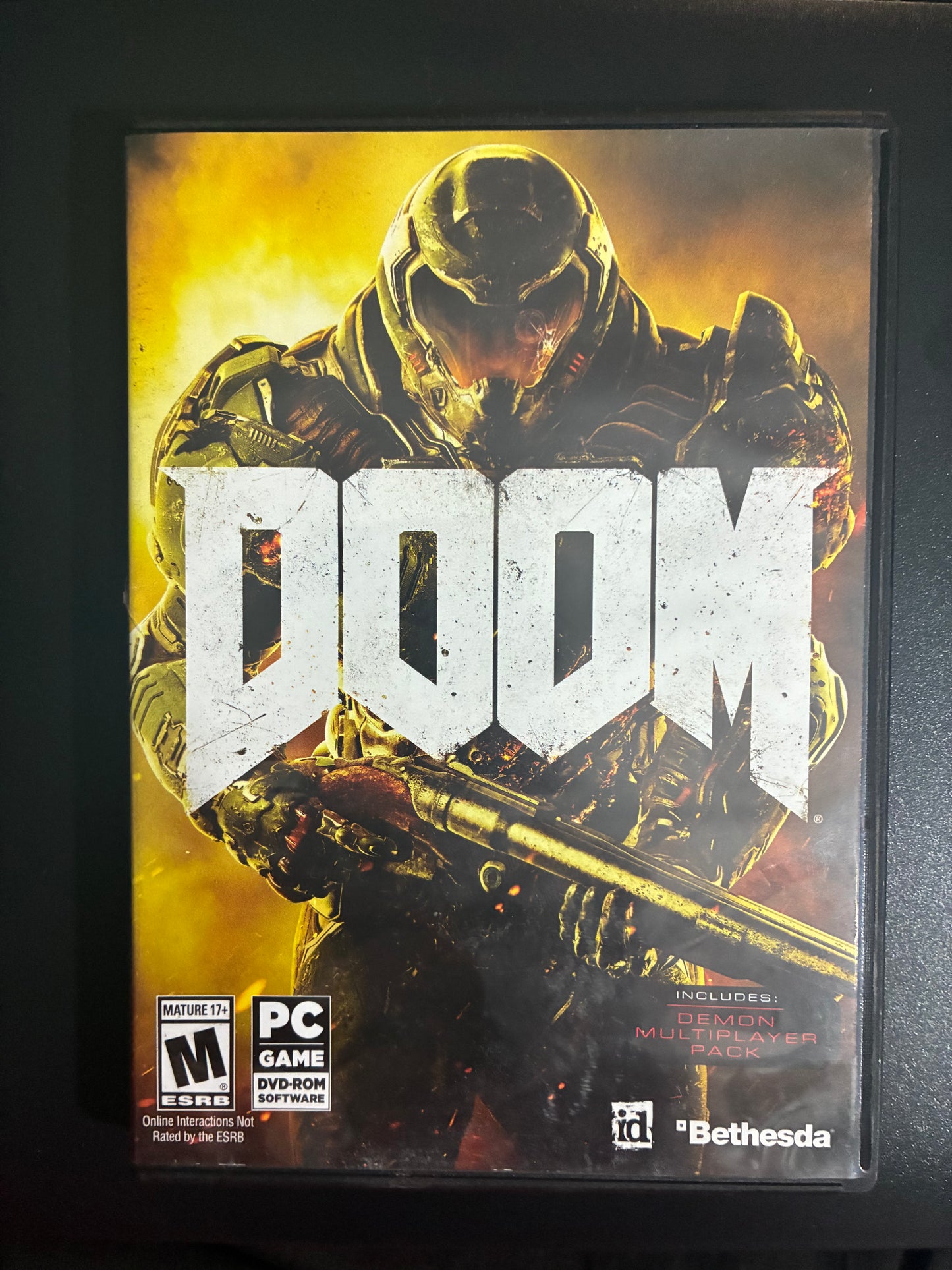 DOOM PC GAME - 1 DISC - PRE OWNED GOOD CONDITION