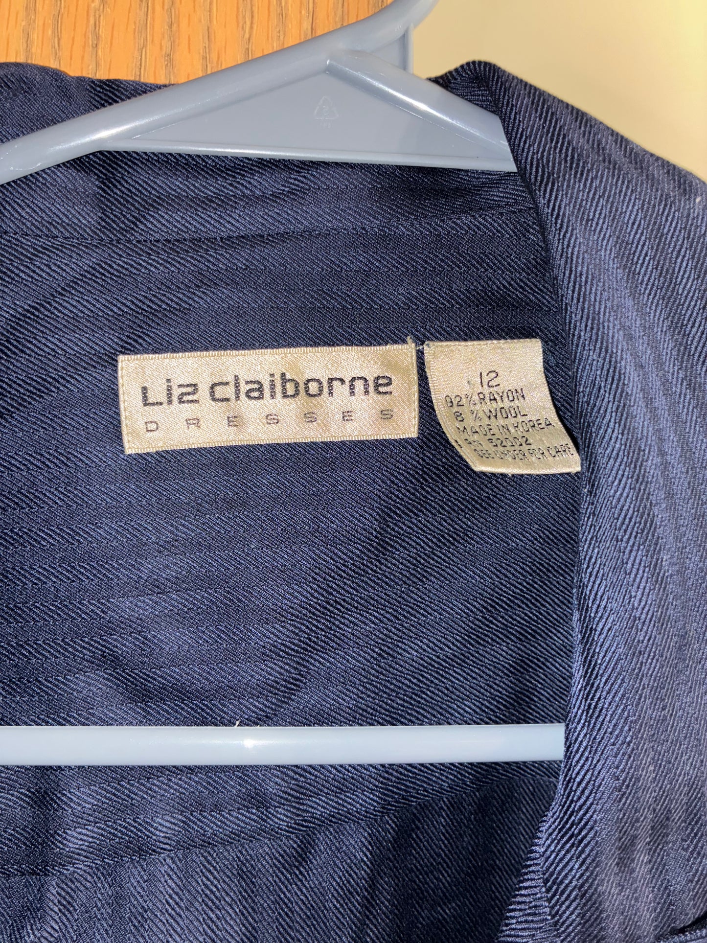 LIZ CLAIBORNE WOMEN'S TRENCH - NAVY BLUE - WOOL - SIZE 12 - PRE OWNED - GOOD CON