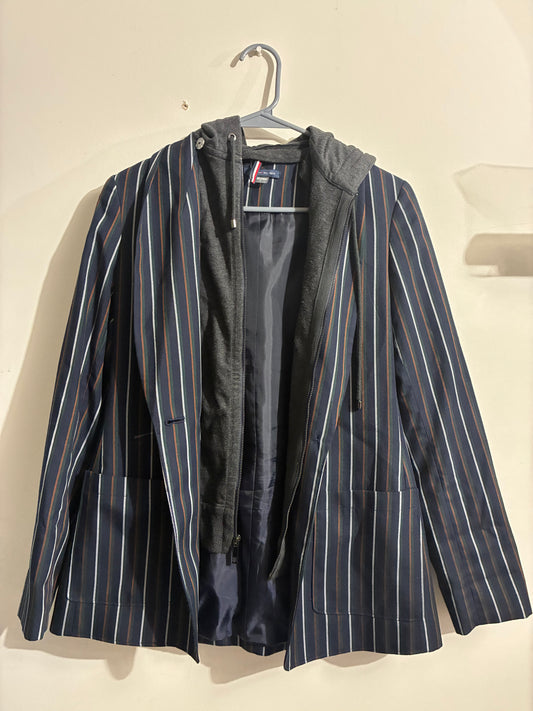 TOMMY HILFIGER WOMEN'S NAVY MULTI-COLOR STRIPED LAYERED JACKET - SIZE 4