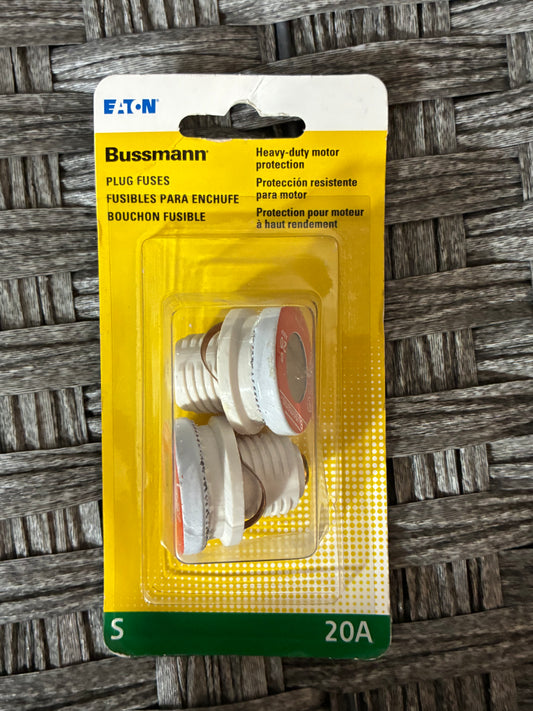 BUSSMAN S-20 2PCS 20A HEAVY DUTY PLUG FUSES