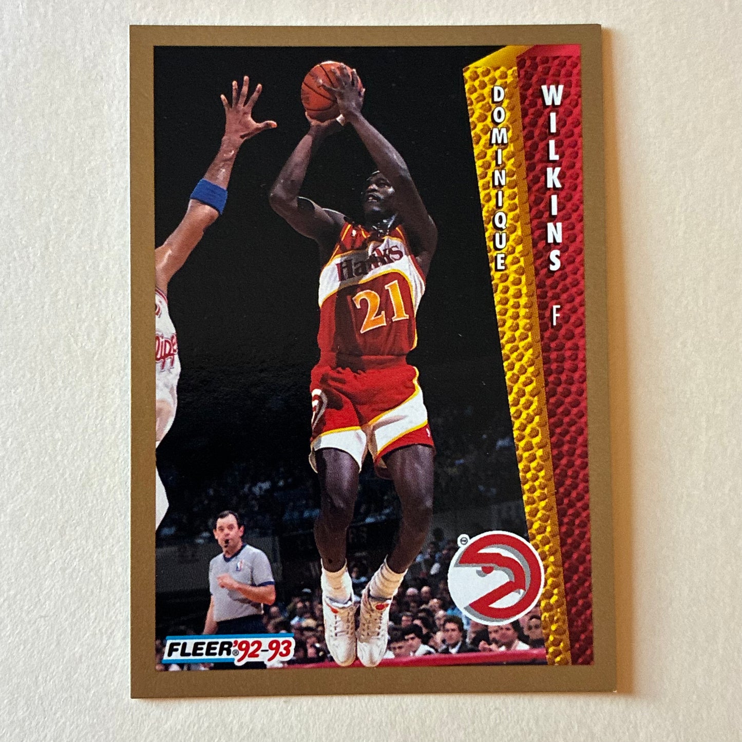 1992-1993 FLEER - DOMINIQUE WILKINS #8 (HAWKS)