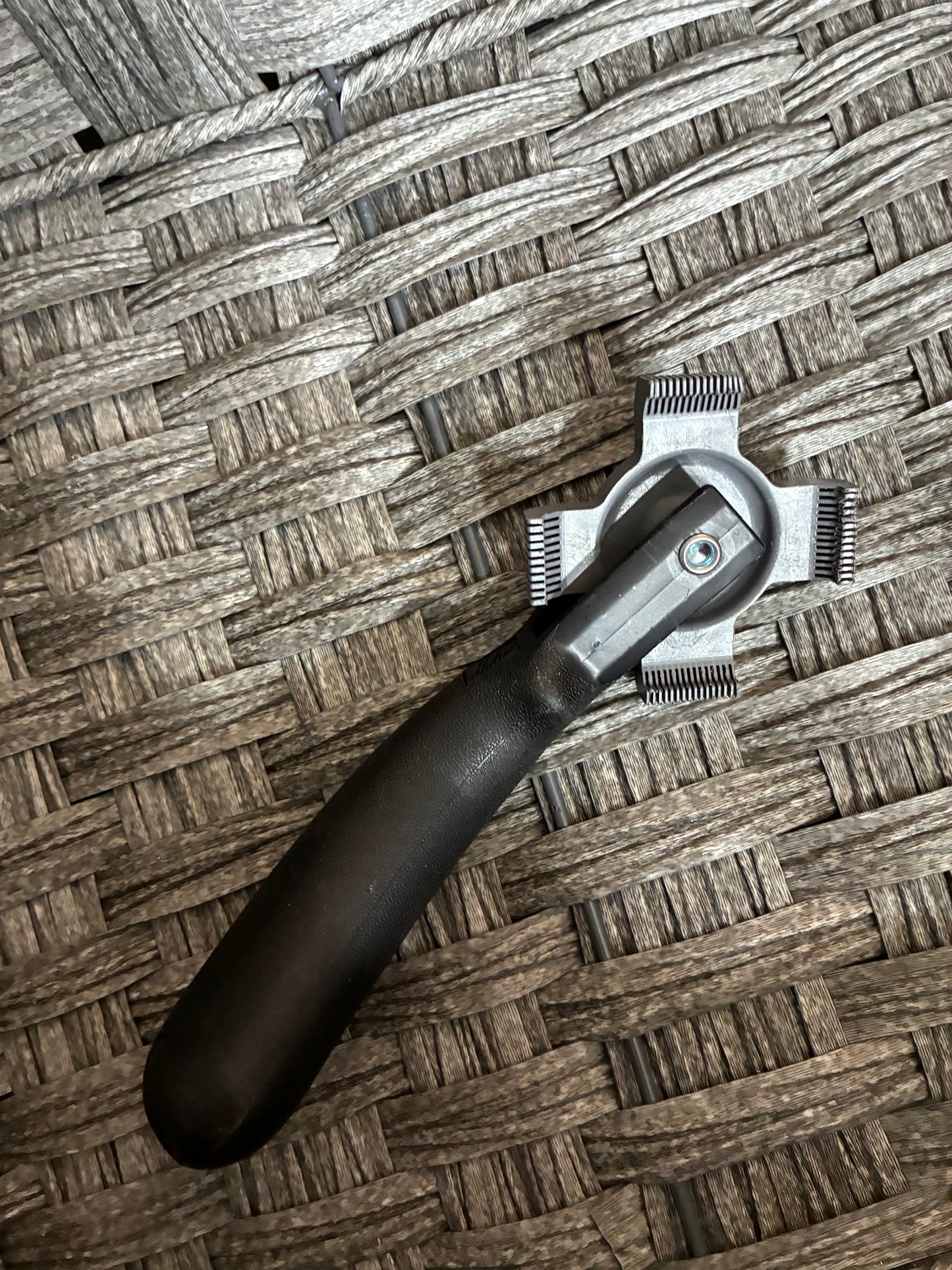 MALCO FST2 FIN STRAIGHTENING TOOL PRE OWNED - LIKE NEW