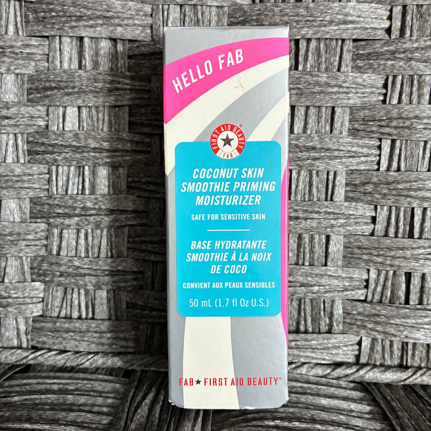 FIRST AID BEAUTY COCONUT SKIN SMOOTHIE PRIMING MOISTURIZER - 1.7 FL OZ - SEALED