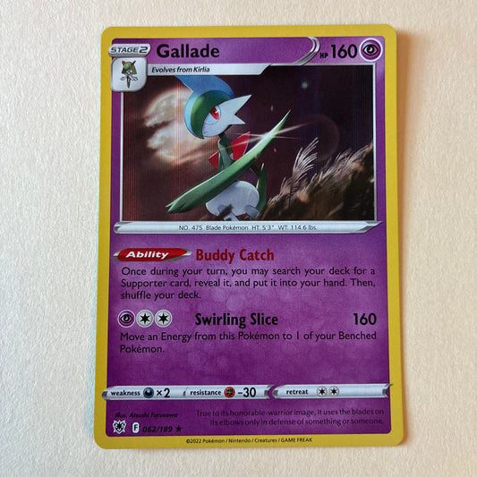 2022 POKEMON TCG GALLADE 062/189 HOLO