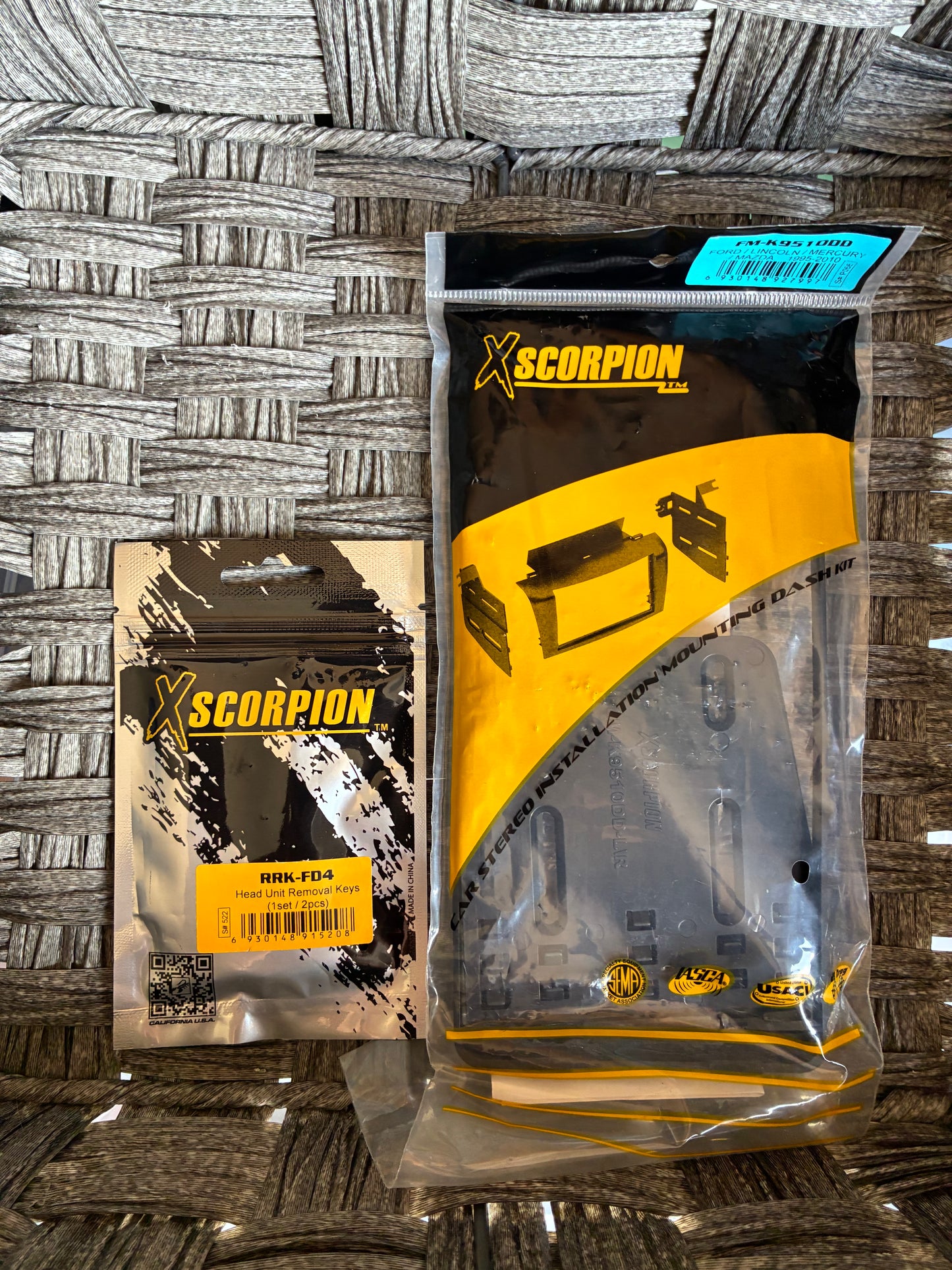 XSCORPION CAR MOUNTING DASH KIT FM-K9510DD FORD/LINCOLN/MERCURY/MAZDA 1995-2010