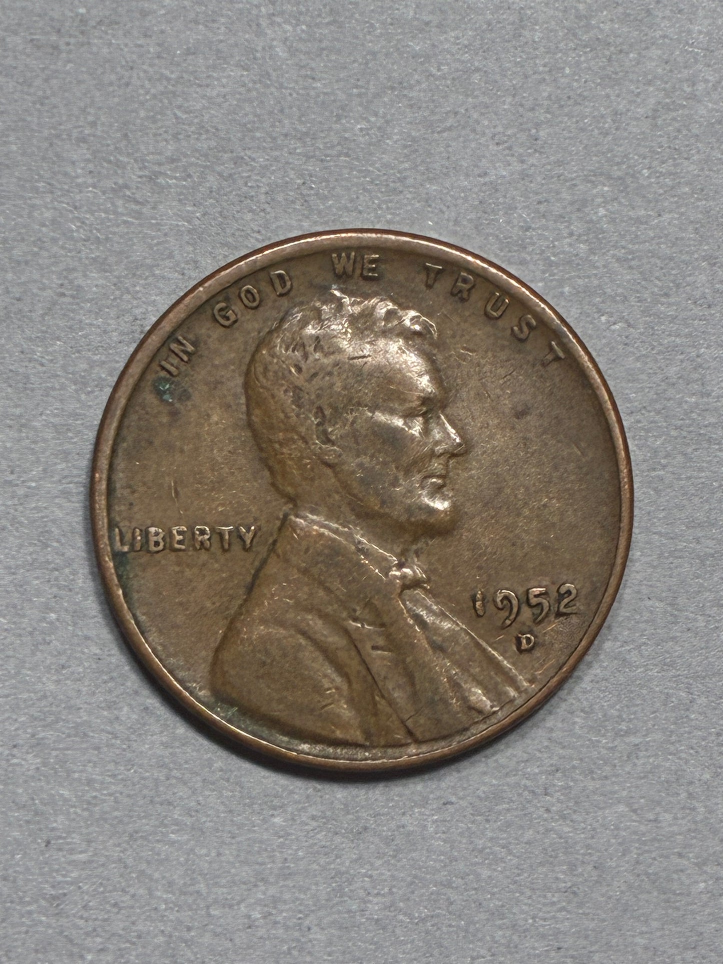 1952 D WHEAT PENNY 95% COPPER OFF CENTER CIRCULATED - GOOD (LN0011)