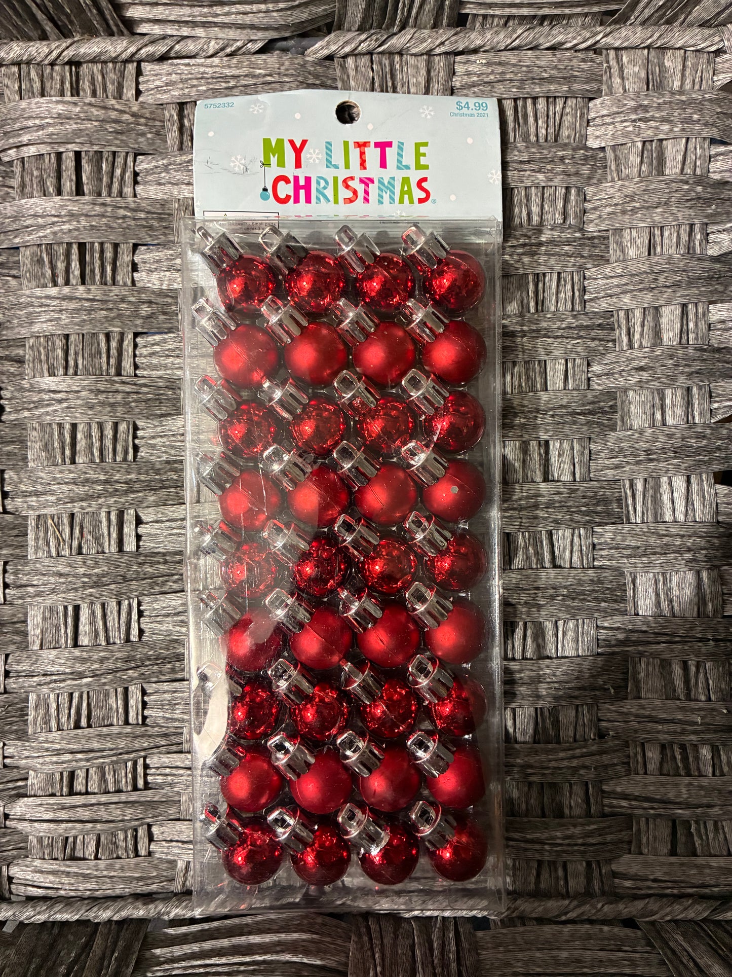 MY LITTLE CHRISTMAS RED MINI ORNAMENTS