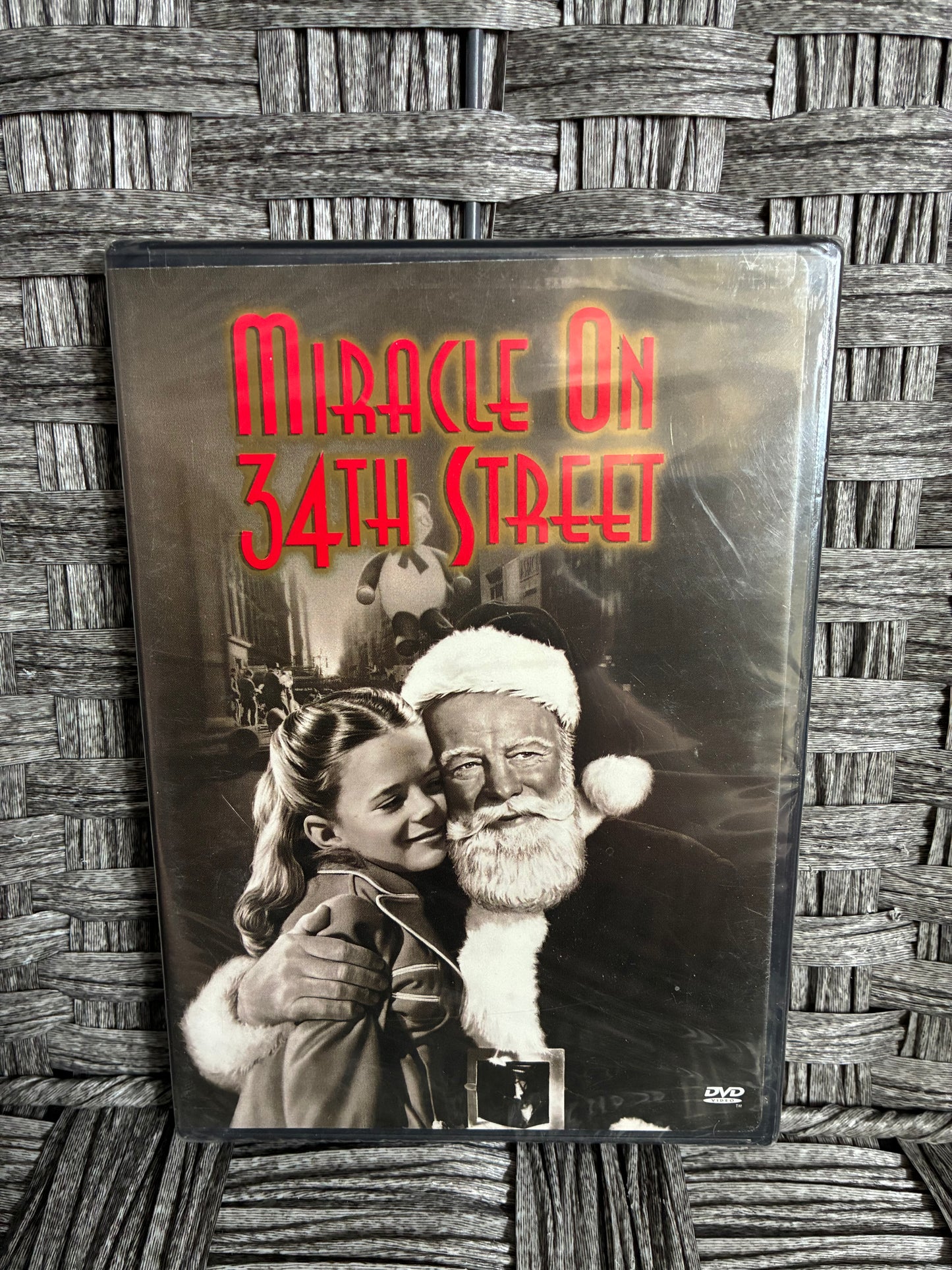 MIRACLE ON 34TH STREET - DVD - SEALED (1999)