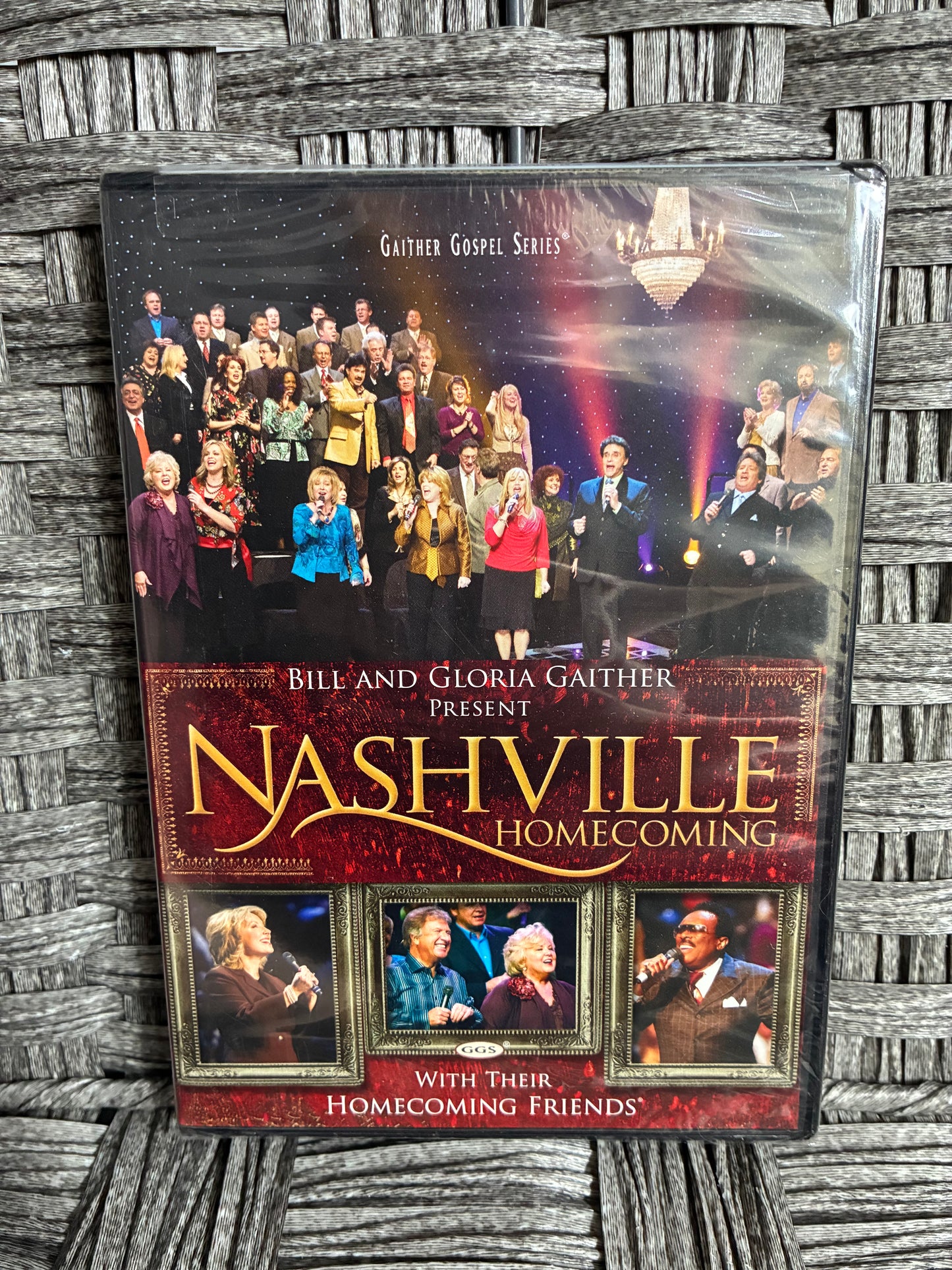BILL AND GLORIA GAITHER PRESENT NASHVILLE HOMECOMING (2009) - SEALED