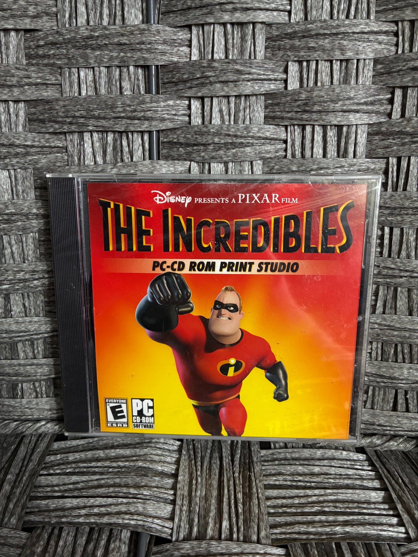 DISNEY PIXAR THE INCREDIBLES PC-CD ROM PRINT STUDIO - SEALED