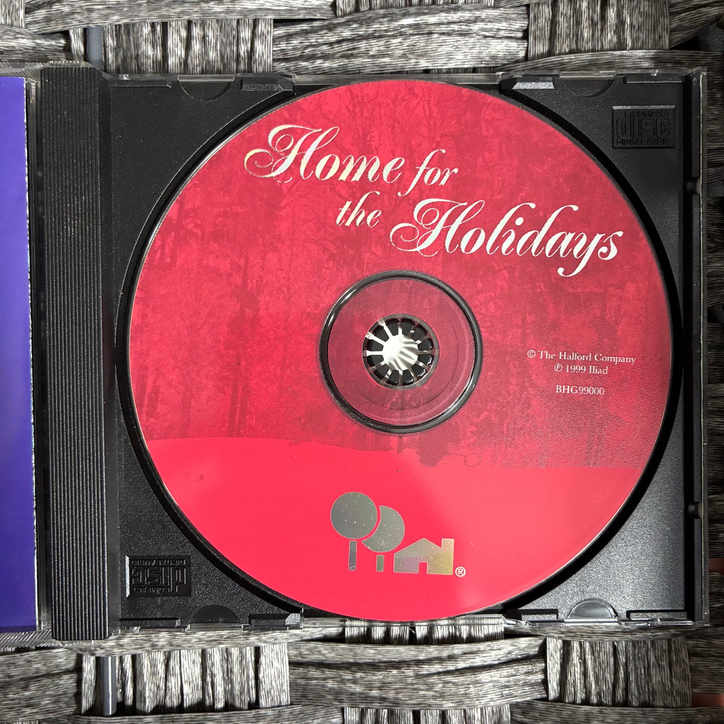 BETTER HOMES & GARDENS REAL ESTATE SERVICES HOME FOR THE HOLIDAYS VOL. 2 CD (1997)