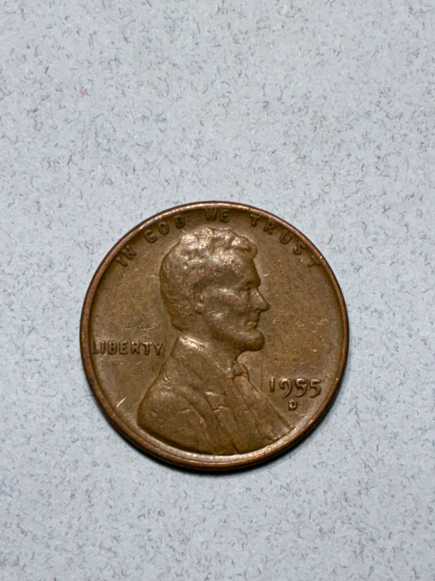 1955 D WHEAT PENNY - 95% COPPER OFF CENTER - CIRCULATED (LN1611)