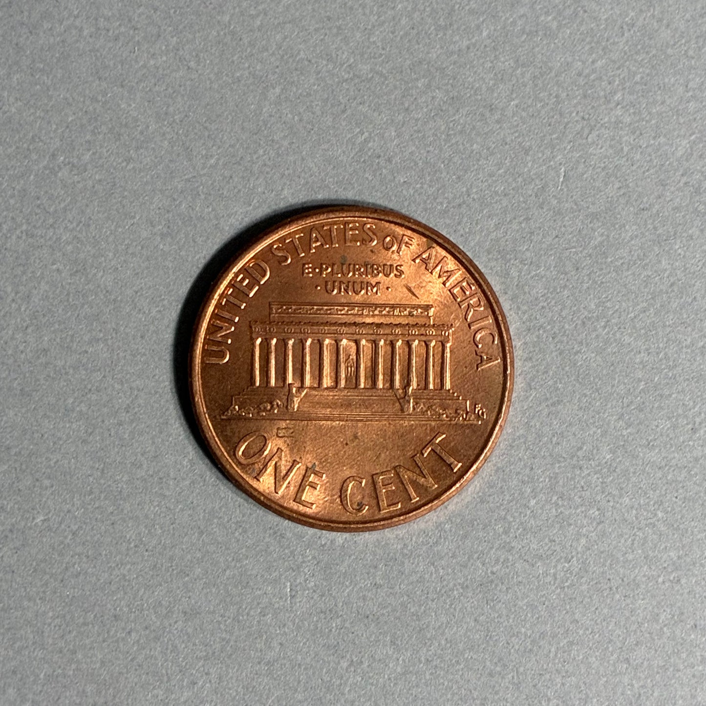 2002 PENNY NO MINT MARK AM TOUCHING