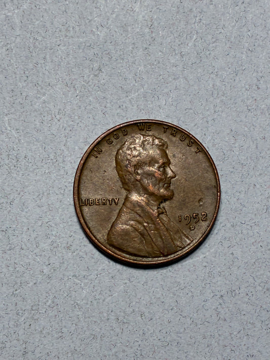 1952 D WHEAT PENNY - OFF CENTER - 95% COPPER - CIRCULATED (LN1628)