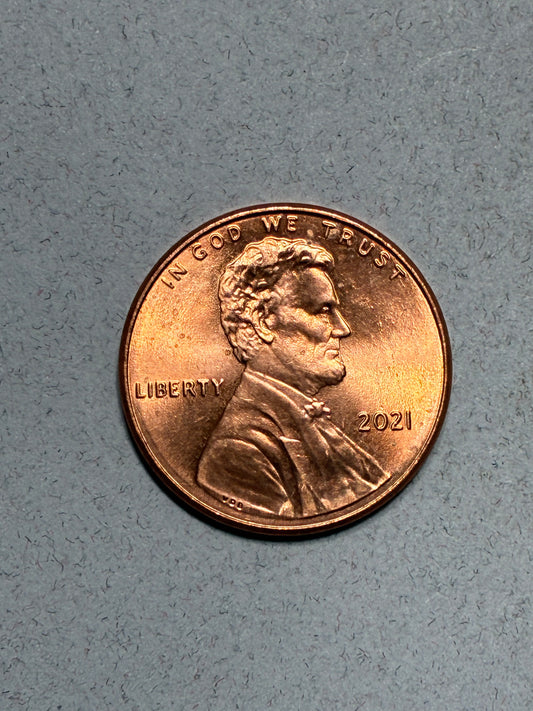2021 PENNY NO MINT MARK BRIGHT RED CIRCULATED (PNC901)