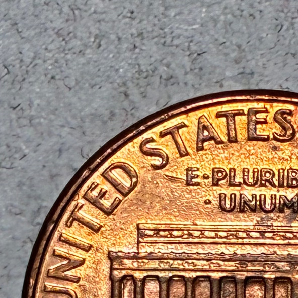2007 PENNY NO MINT MARK - OFF CENTER OBVERSE DIE CRACK REVERSE - CIRCULATED (TK2001)