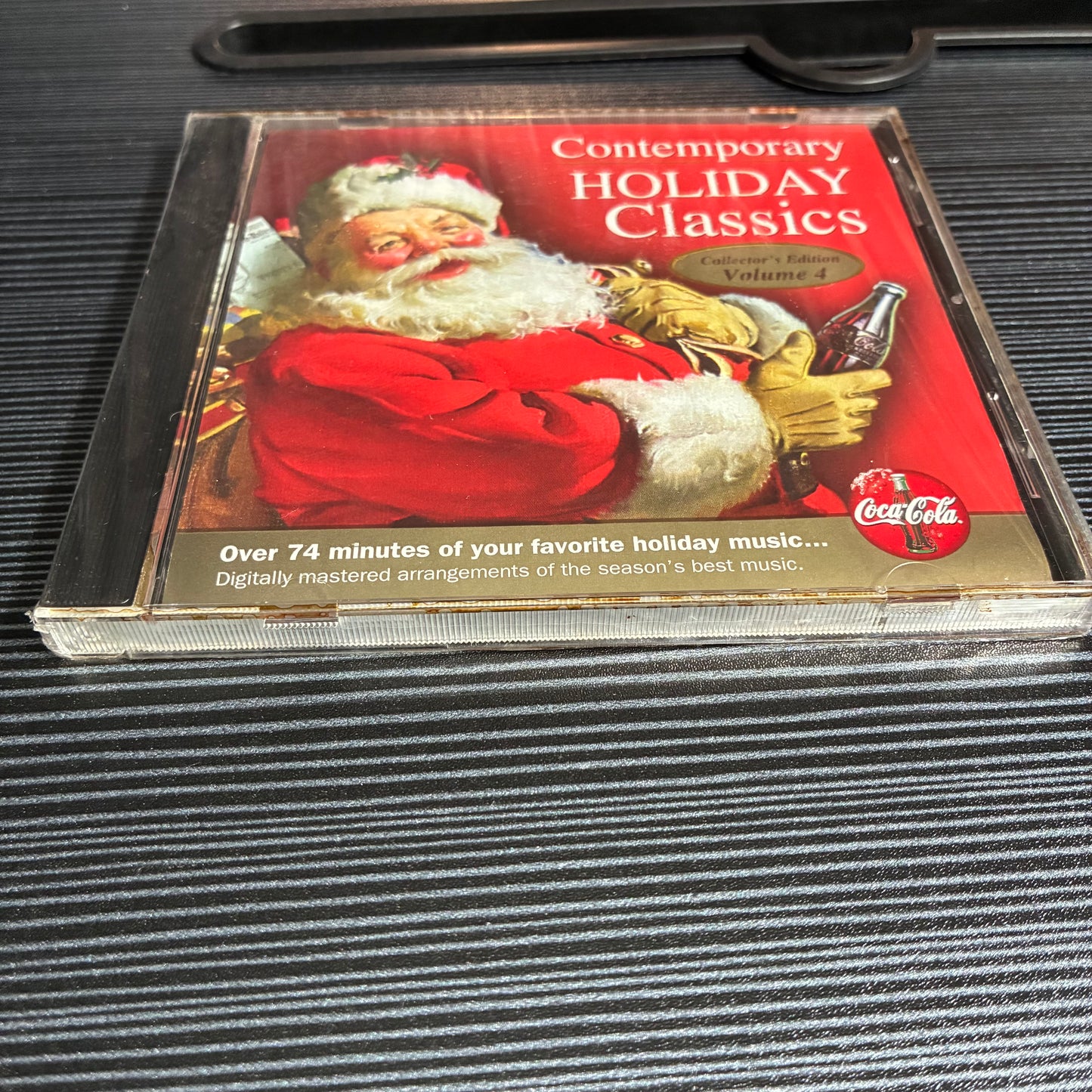 CONTEMPORARY HOLIDAY CLASSICS - COLLECTORS EDITION VOLUME 4 CD - COCA COLA (2004