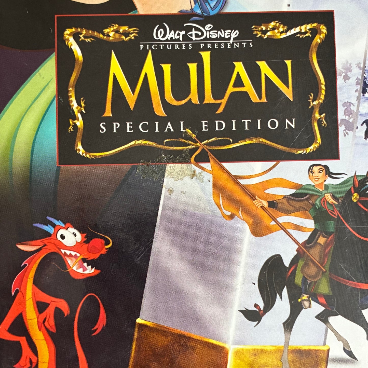 WALT DISNEY MULAN SPECIAL EDITION VHS - PRE OWNED - GOOD CONDITION (1999)