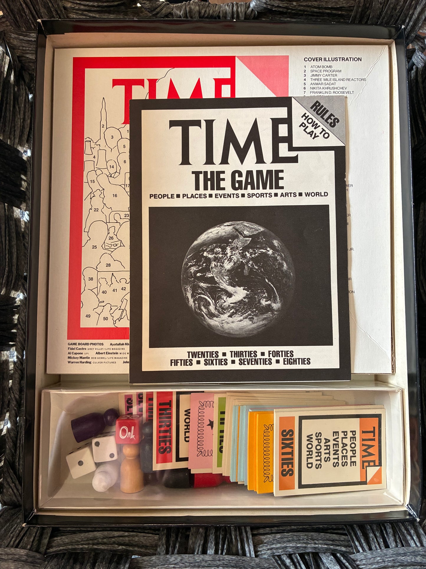 VINTAGE 1983 TIME MAGAZINE THE GAME TRIVIA 8000 QUESTIONS BOARD GAME HISTORY
