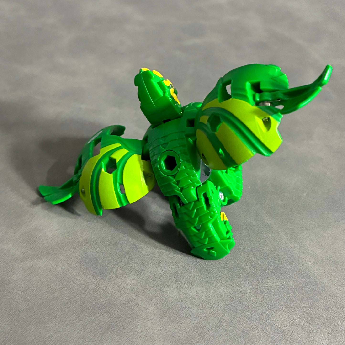 BAKUGAN HARPERION B300 GREEN VENTUS