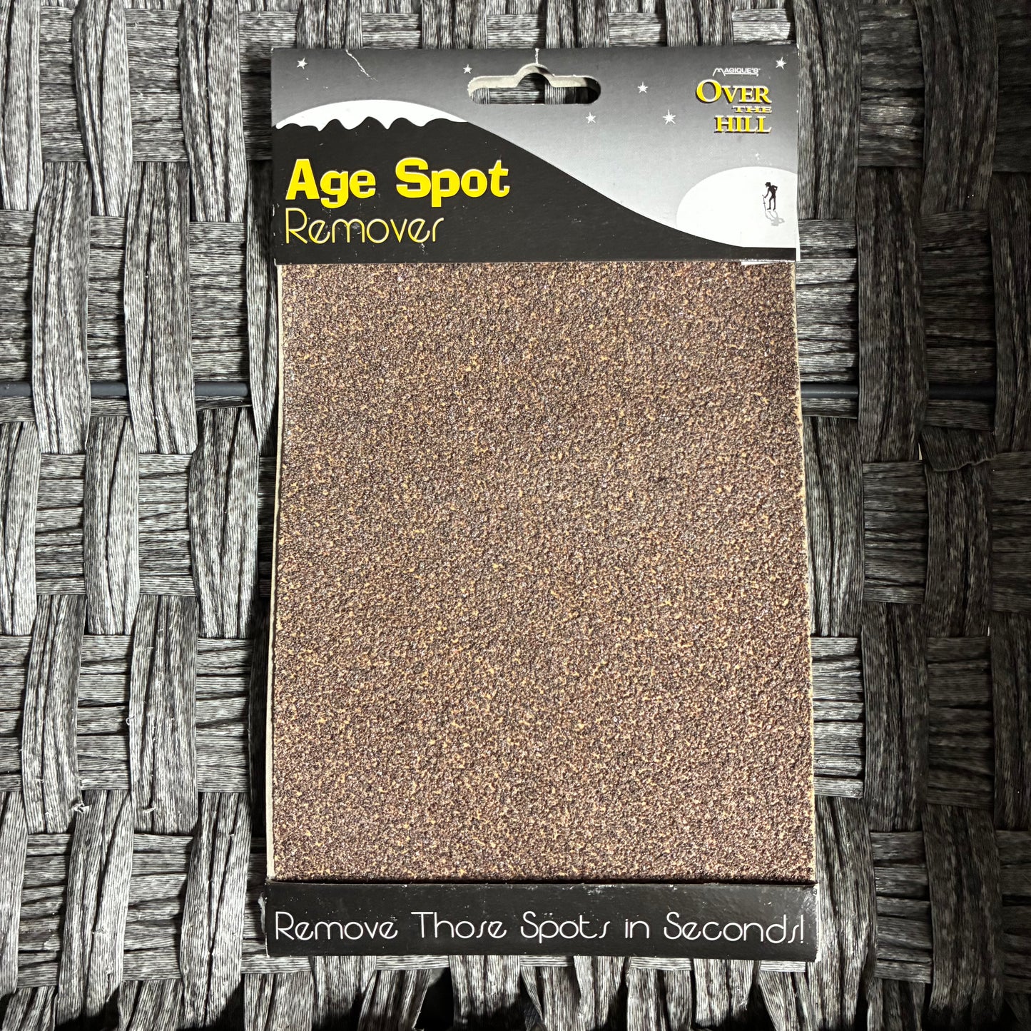 VINTAGE 2001 AGE SPOT REMOVER SAND PAPER OVER THE HILL BIRTHDAY GAG GIFT