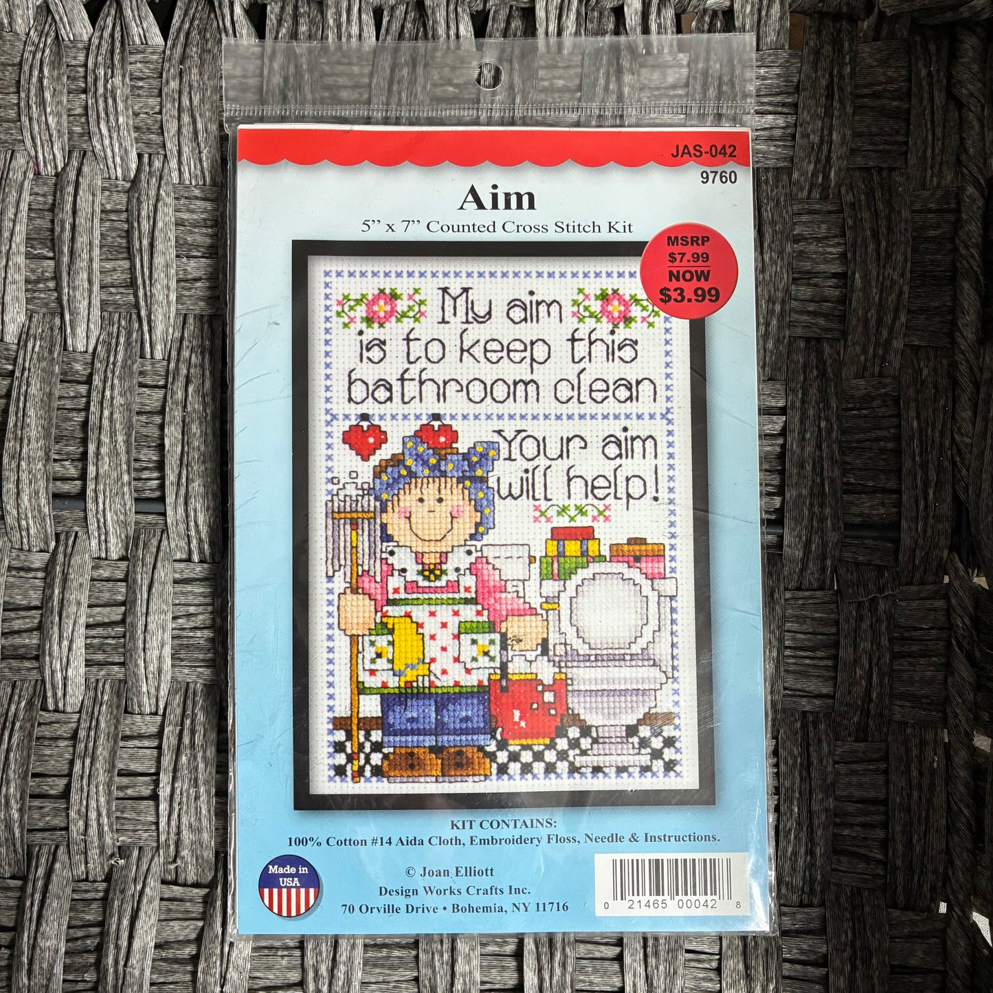DESIGN WORKS CROSS STITCH "TAKE AIM" FUNNY BATHROOM DECOR