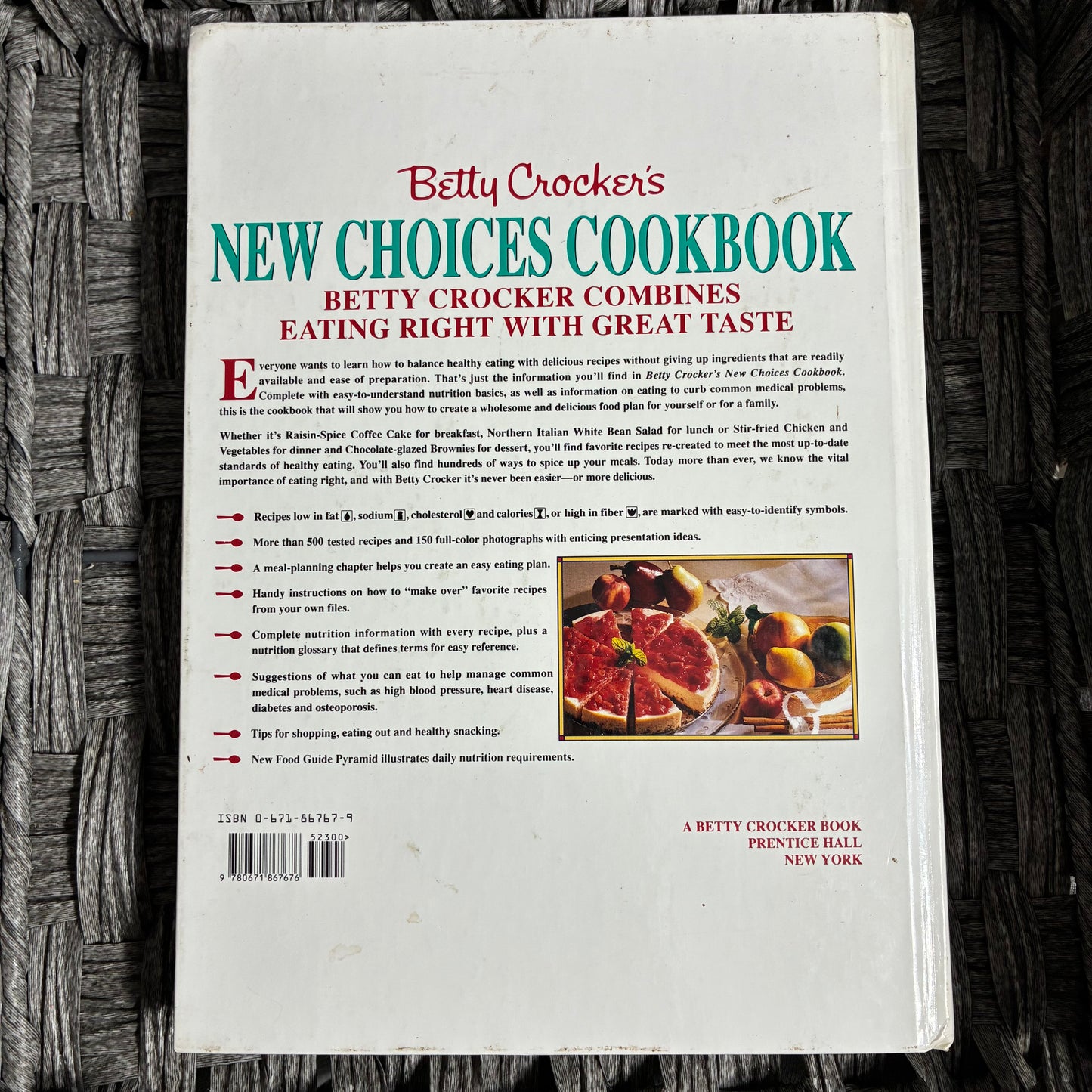 BETTY CROCKER'S NEW CHOICE'S COOKBOOK: MORE THAN 500 GREAT TASTING RECIPES 1993