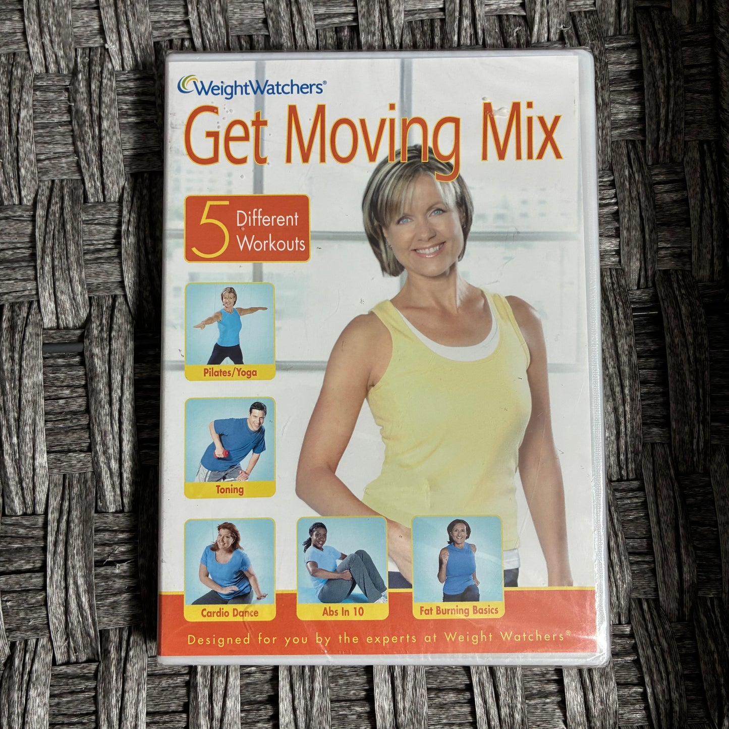 WEIGHT WATCHERS GET MOVING MIX 5 DIFFERENT WORKOUTS DVD - SEALED